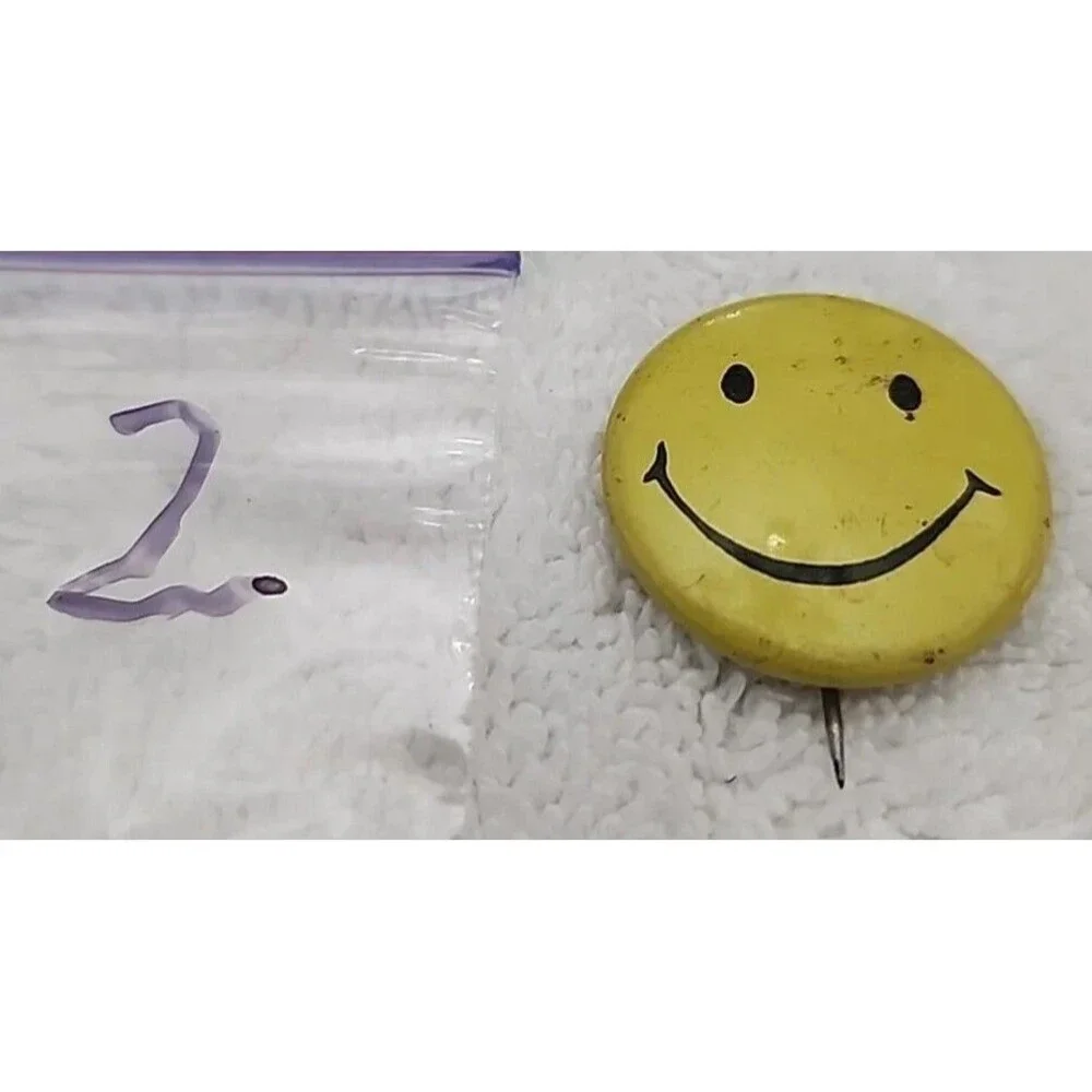 Pin Smiling Face Button 1960s Yellow Badge Rare Collectible Vintage